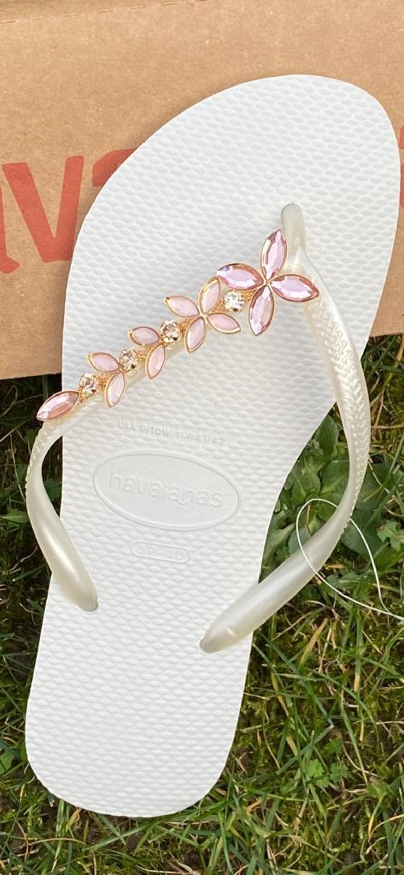Havaianas WHITE Flip Flops Crystal Flower Colours charm Customised Light Pink