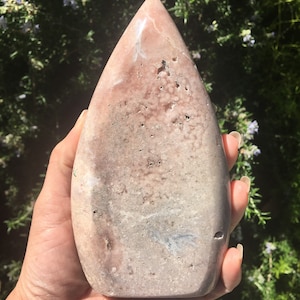 Pink amethyst flat flame