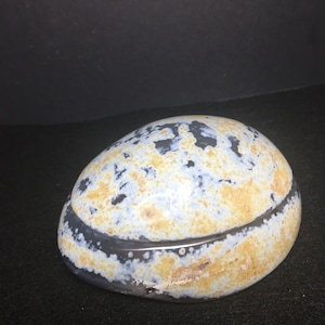Polished agate geode trinket box