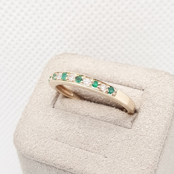 Retro 9k 375 Gold Emerald Ring Diamond Stacker St… - image 2
