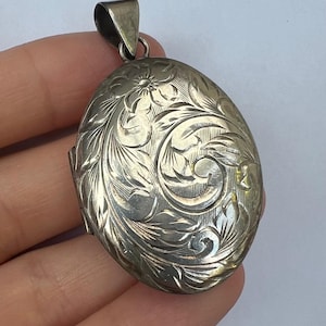 Vintage Sterling Silver Large Locket Pendant Solid 925 Photo Picture Victorian Antique style Womens Jewellery Engraved Hallmark