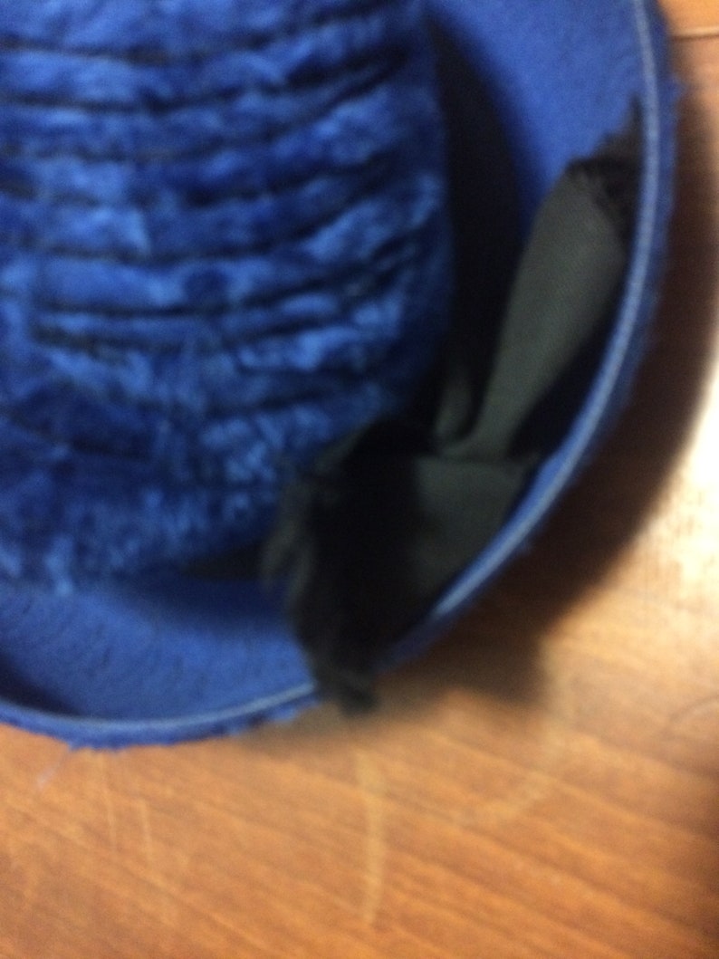 Stunning Vintage 50/'s-60/'s Elsa Schiaparelli Royal Blue Wool Fur /& Embroidered Bucket Hat