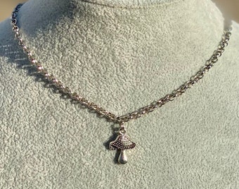 Mushroom choker/ ADJUSTABLE / 70’s vibe/ Custom made / One of a Kind/ Boho / Thin necklace ~ great gift (birthday...)!