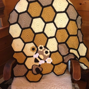 Honeycomb Throw Blanket