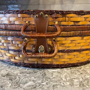 Tan & Brown Wicker Picnic Basket Set