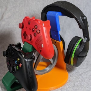 Adjustable Controller & Headphone Stand for Video games | 3D printed