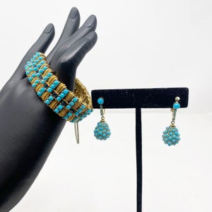 737 Vintage Ciner Turquoise and Rhinestone Gold Tone Bracelet and Earrings Jewelry set