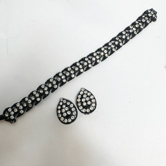 813 Vintage Weiss Rhinestone and Black Metal Brac… - image 6