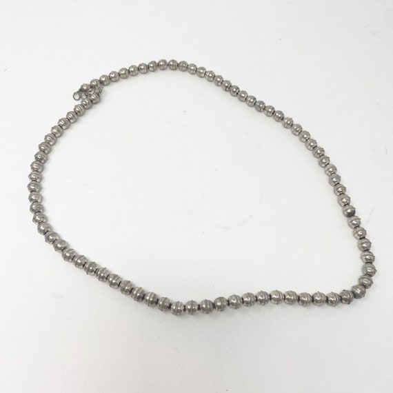 564 vintage 24" Silver Bead Strand Necklace - image 3