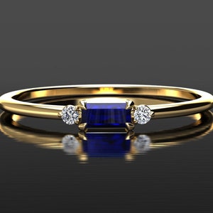 Blue Sapphire Ring SOLID Yellow Gold Baguette Sapphire Ring Sapphire Anniversary Ring Sapphire Stackable Ring Blue Sapphire Ring Petite Ring