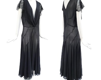 Vestido de noche vintage de los años 30, de gasa de seda negra con volantes de encaje