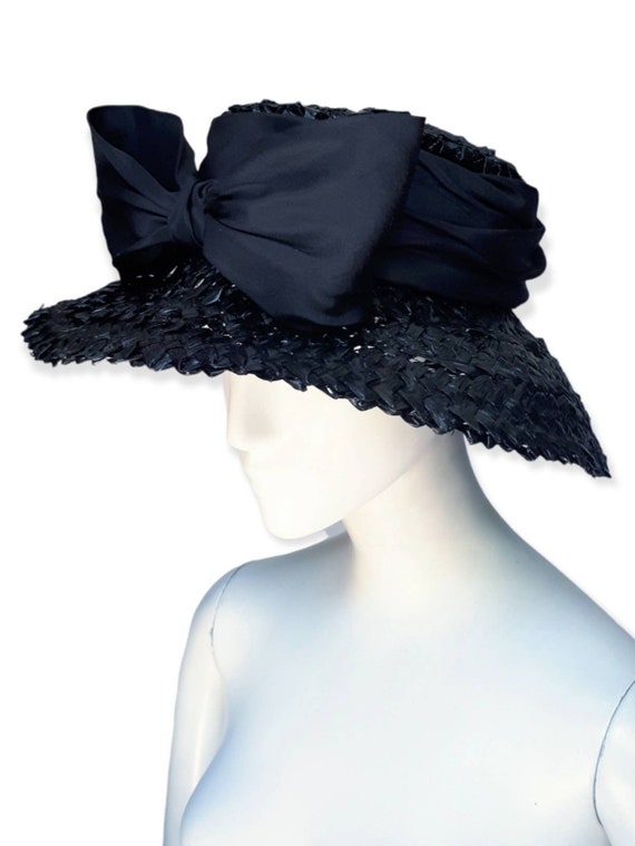 GIVENCHY HAUTE COUTURE Vintage 1960s Bow Straw Hat - image 2