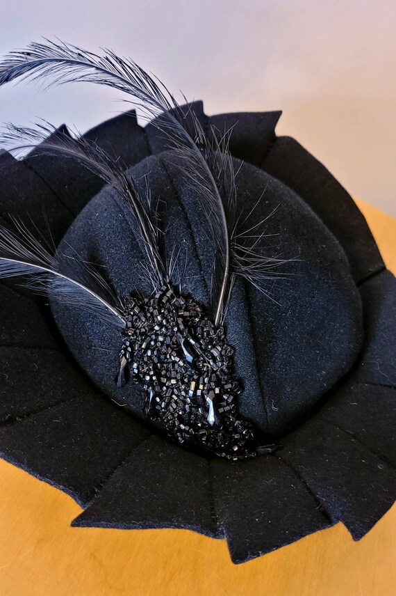 VINTAGE 1930s Feathered Wool Felt Hat - image 6