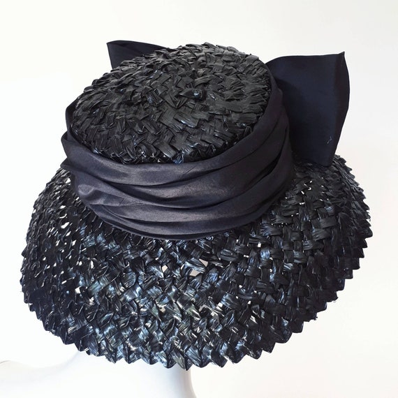 GIVENCHY HAUTE COUTURE Vintage 1960s Bow Straw Hat - image 4
