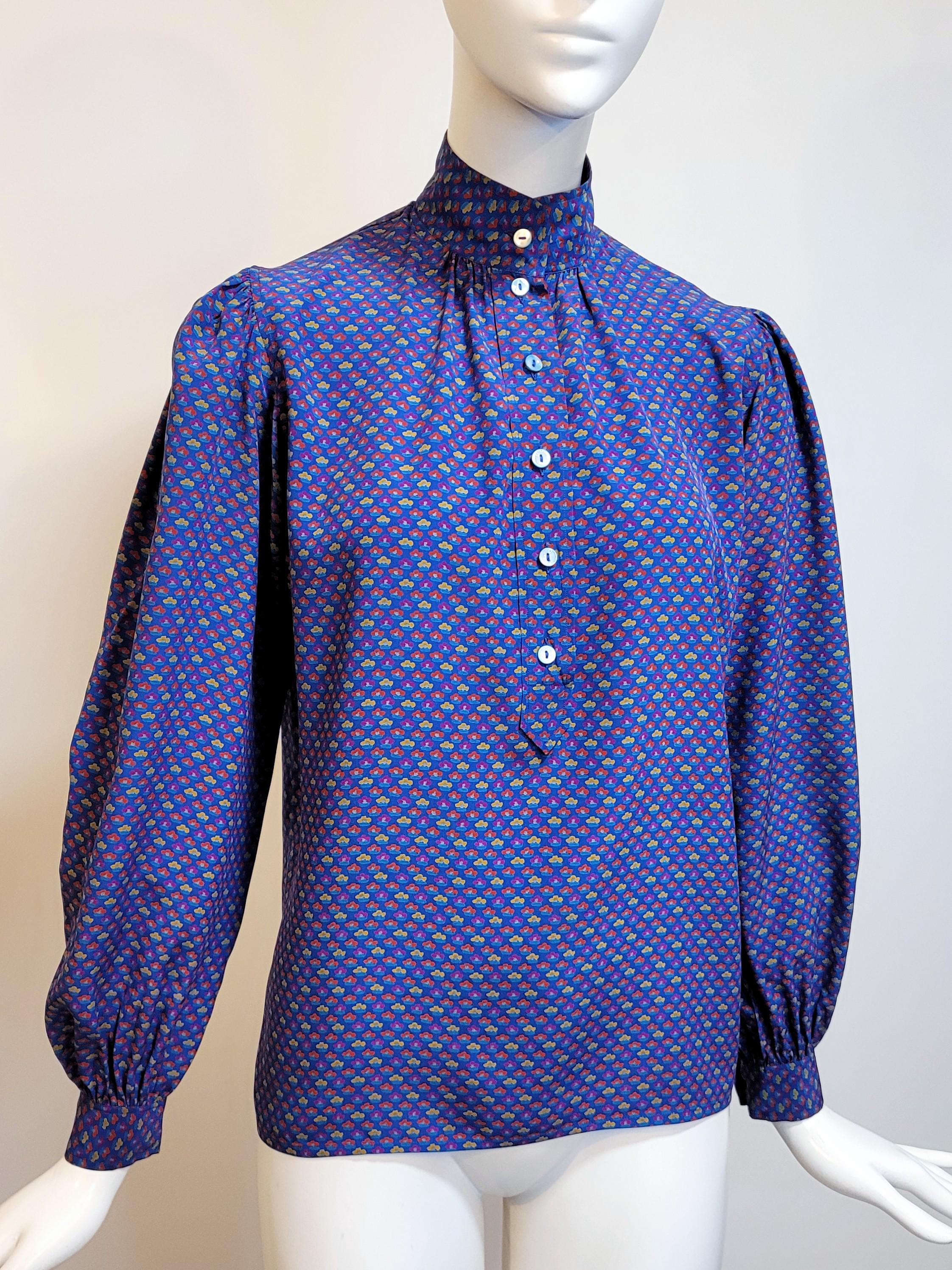 YVES SAINT LAURENT ヴィンテージ 1970 年代 ブルー プリント シルク 