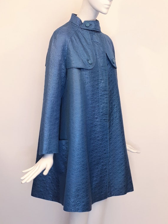 FOUKS Vintage 1960s Blue Rain Coat - image 9