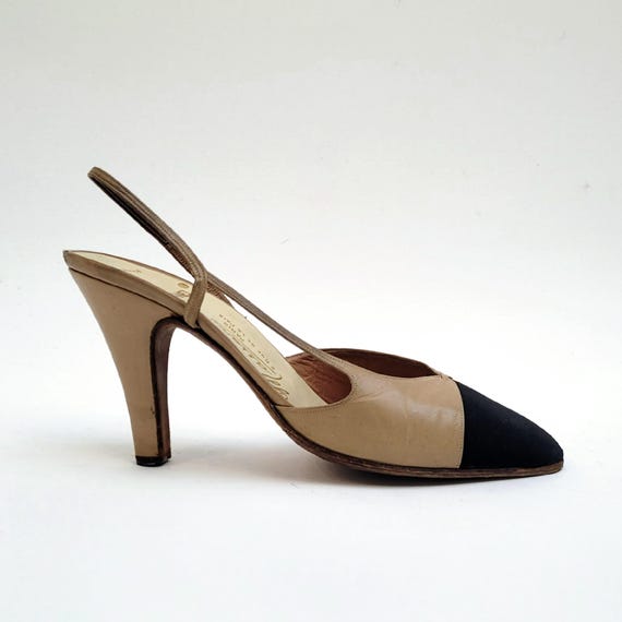 CHANEL HAUTE COUTURE Vintage 1990 2-tone Leather Slingback Shoes