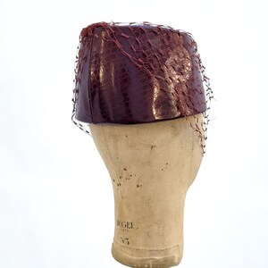 GIVENCHY Haute Couture Vintage F/W 1983 Red Crocodile-Embossed Leather Hat image 5