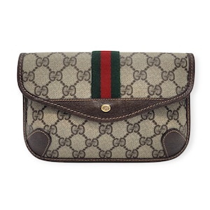 Bolso de mano o cartera GUCCI vintage beige con GG de los años 70