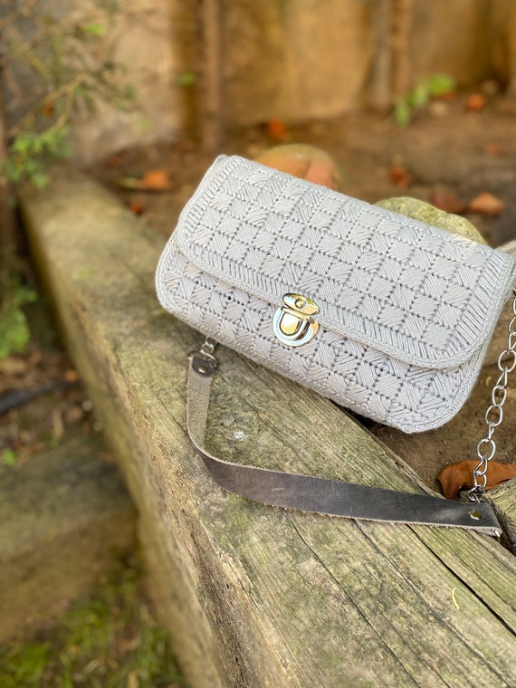 Zara Quilted Chain Strap Shoulder Bag Review: Shop Now In 7 Colors