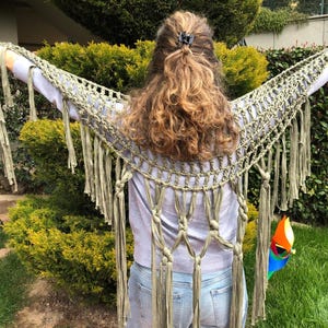 Handcrafted Crochet Shawl, Triangle Boho Green Shawl, Cotton Yarn Crochet Shawl, Mother&#39;s Day Gift