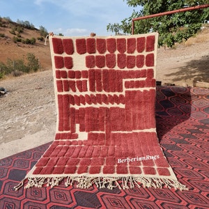 Hand-Knotted Beni Mrirt Rug: Red Moroccan Wool Berber Carpet