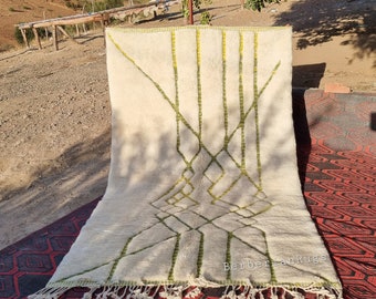 moroccan rug 5x8, handmade moroccan rug, Hand Knotted Rug, green beniourain rug, emerald green rug, Wool Rug green, abstract moroccan rug
