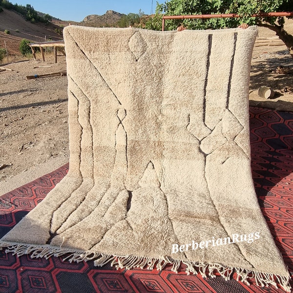 Striped Beni Mrirt Rug: Plush Moroccan Organic Wool Rug