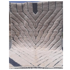 Moroccan rug, Beni ourain rug, M&#39;rirt rug, Berber rug , Azilal rug, Handmade wool rug, Beniouarain rug, stunning rug