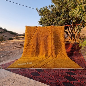 Handmade Beni Mrirt Rug: Mustard Moroccan Berber Rug (8x10 ft)