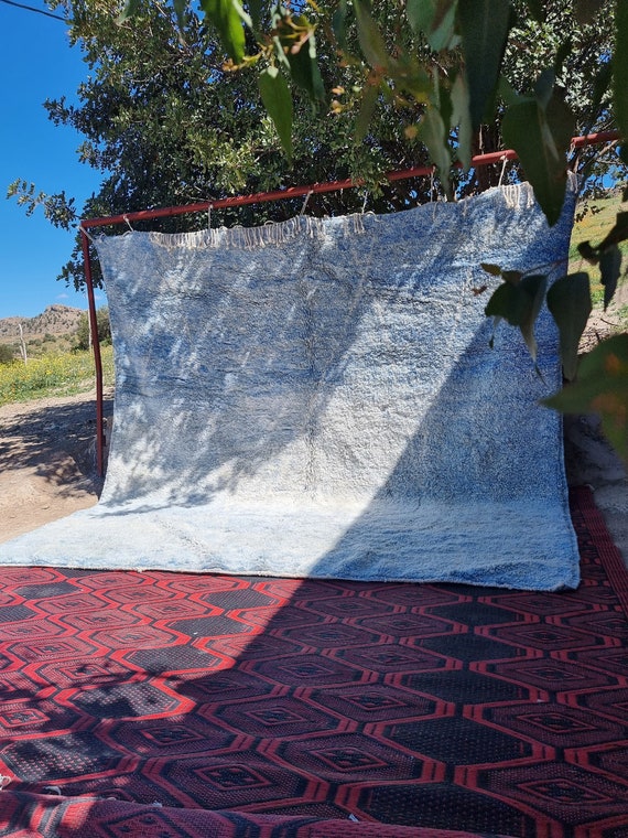 Handmade Sky Blue Moroccan Rug: Wool Berber Beni Mrirt Rug