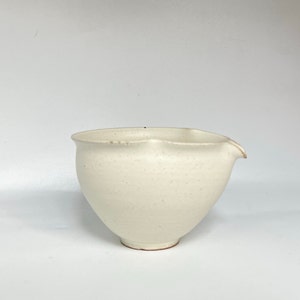 Handmade White Engobe Gongdaobei,Pottery Gongdaobei 180ml