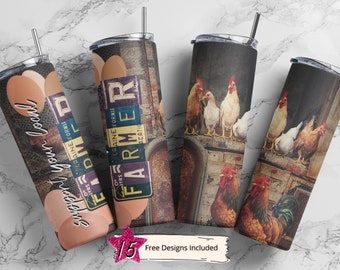 Könnte beinhalten: Vier Edelstahlbecher mit verschiedenen Designs. Die Becher haben ein rustikales Bauernhof-Thema mit Hühnern, Hähnen und Vintage-Schildern. Die Schilder sagen "Unterstütze deinen lokalen Bauern" und "Freilandhaltung".
