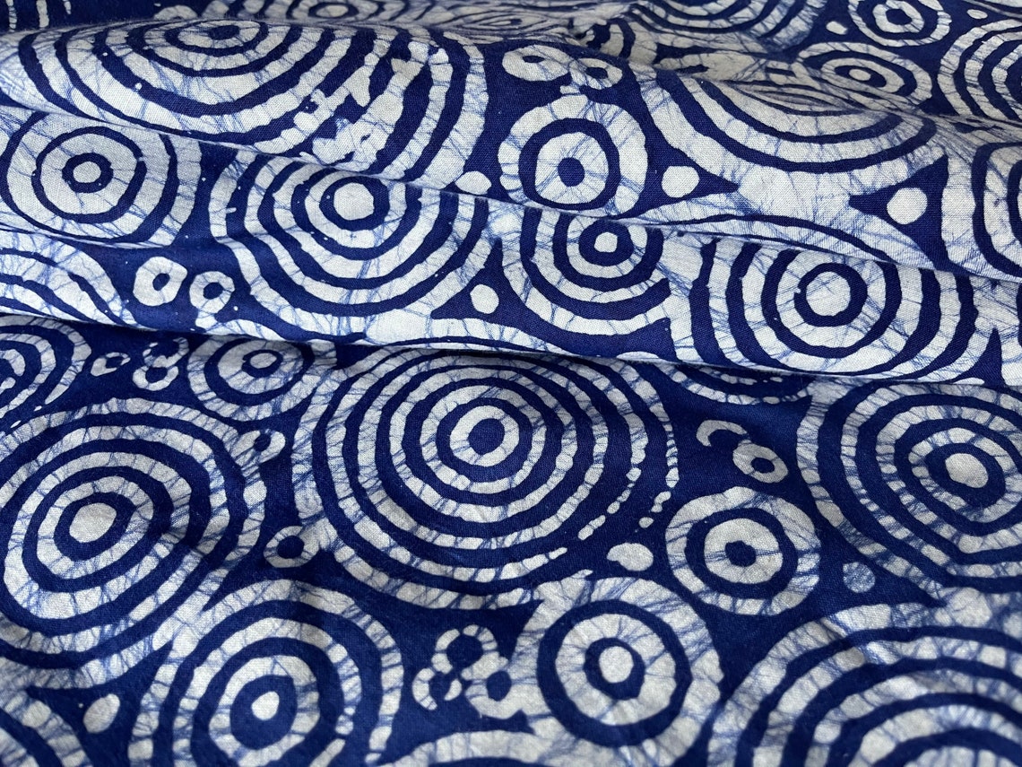 4.5 yards Handmade Batik Nigerian Adire Geometric design | Etsy