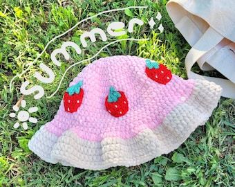 Crochet Strawberry Bucket Hat, Pink Ruffle Summer Sun Hat
