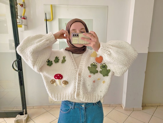Frog Chunky Knit Cardigan - Valentine's Day Gift, Mushroom Cropped