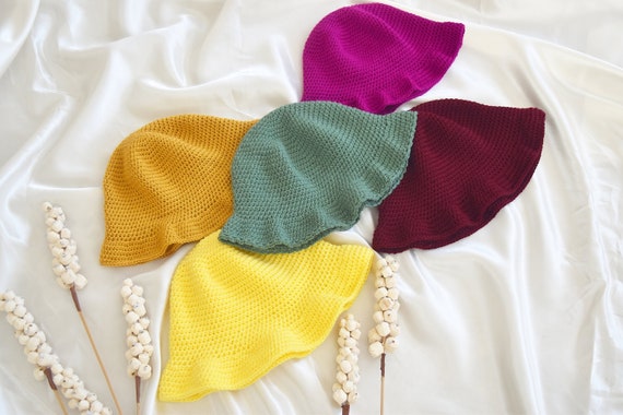 Crochet Basic Bucket Hat , Woven Beach Summer Hat , Yellow  display picture 3