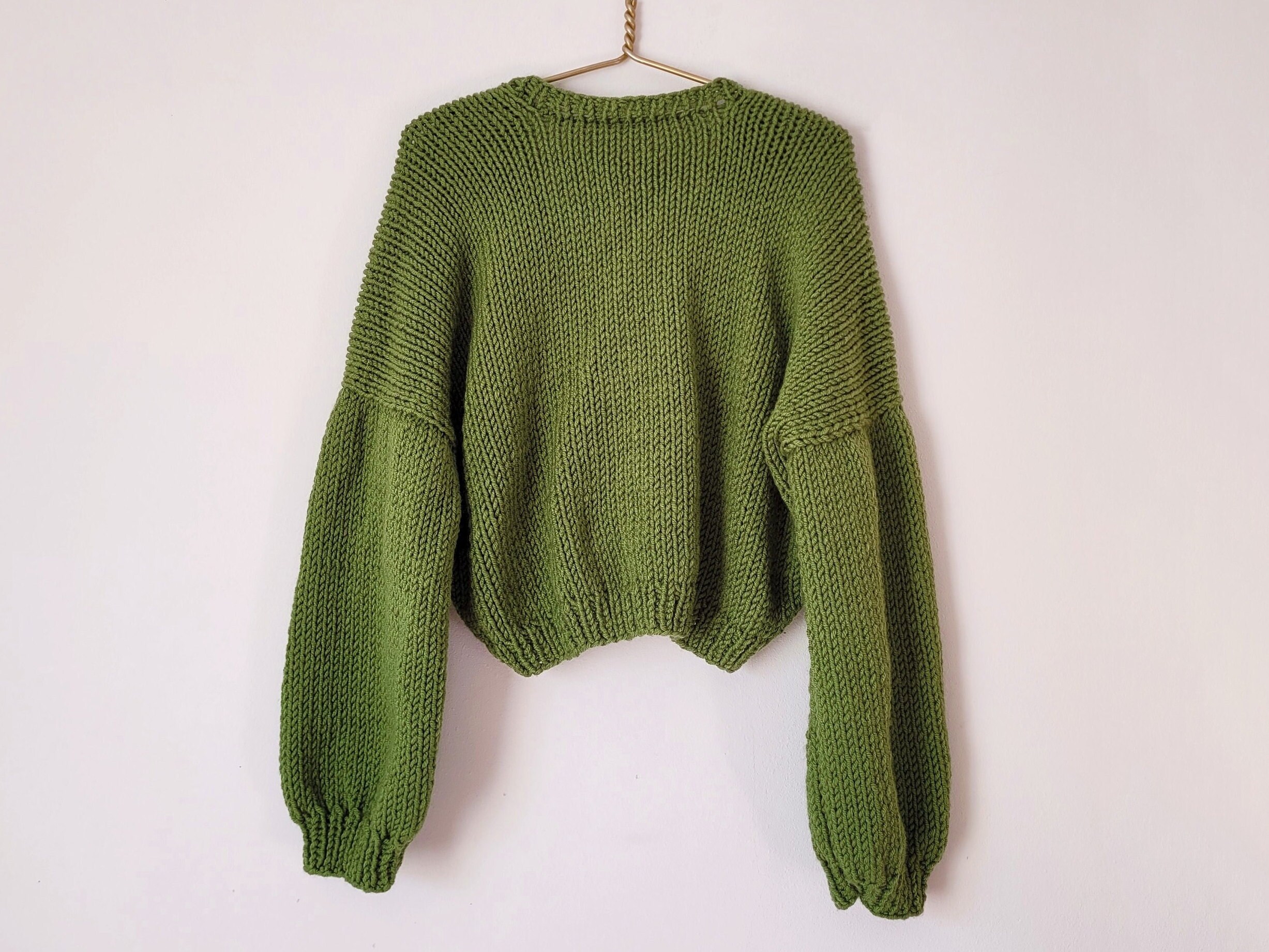 HCraftstudio Frog Chunky Knit Cardigan - Cropped Cardi , Oversized Mushroom Cardigan Crochet Sweater