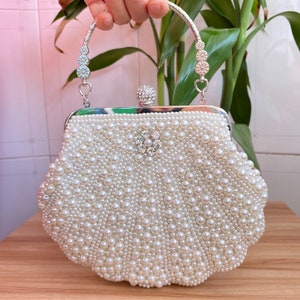Muschelform Perlenstickerei Tasche Perlenstickerei festlich mit Armband und Ketten