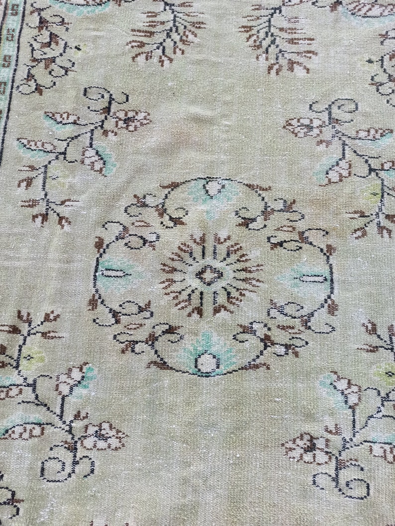 Turkish Handmade Boho decor Wool Rug Turkish Pastel Oushak Rug Oversized Turkish Vintage Area Rug 9.2x5.7 ft Faded Colors Anatolian Rug