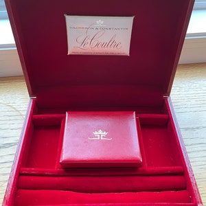 Red Leather Vacheron Constantin & Le Coultre Branded Dress Desktop Jewellry / Watch Box