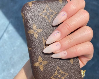 Handgemachte nackte Strass Pressnägel | APRES GEL-X