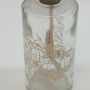 Middletown NY #17 Glass Kerosene Oil Lamp 10 inch Tall