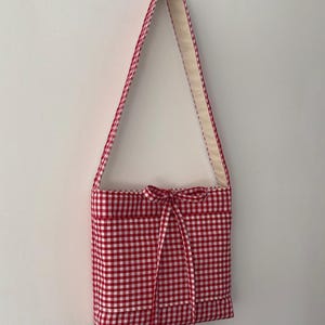 Sac à bandoulière en vichy vintage rouge et crème fait main, petit sac à bandoulière en vichy vintage rouge et crème