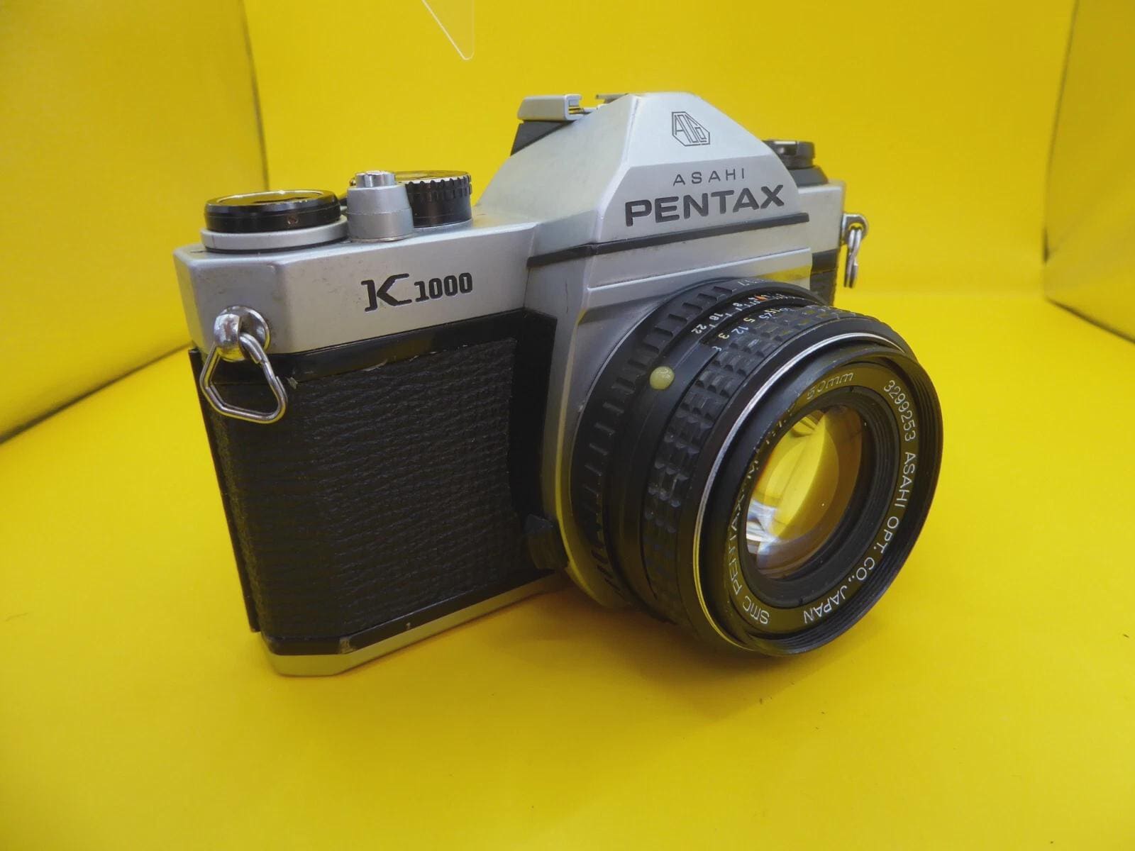 ペンタックス K1000 35mmフィルムカメラ（50mm f/1.7レンズ付き