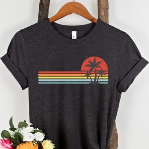 Retro Sunset Rays Wavy Shirt, Vintage Shirt, Retro Sunshine Shirt, Sun Rays Tee, Beachy Vibes Tee, Retro Summer Time, Sunset T shirt