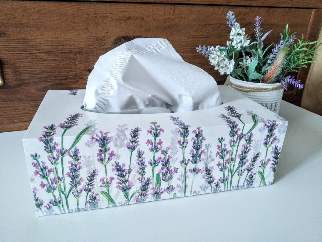 White Tissue Box Holder Decorated With Lavender,rectangular Napkin