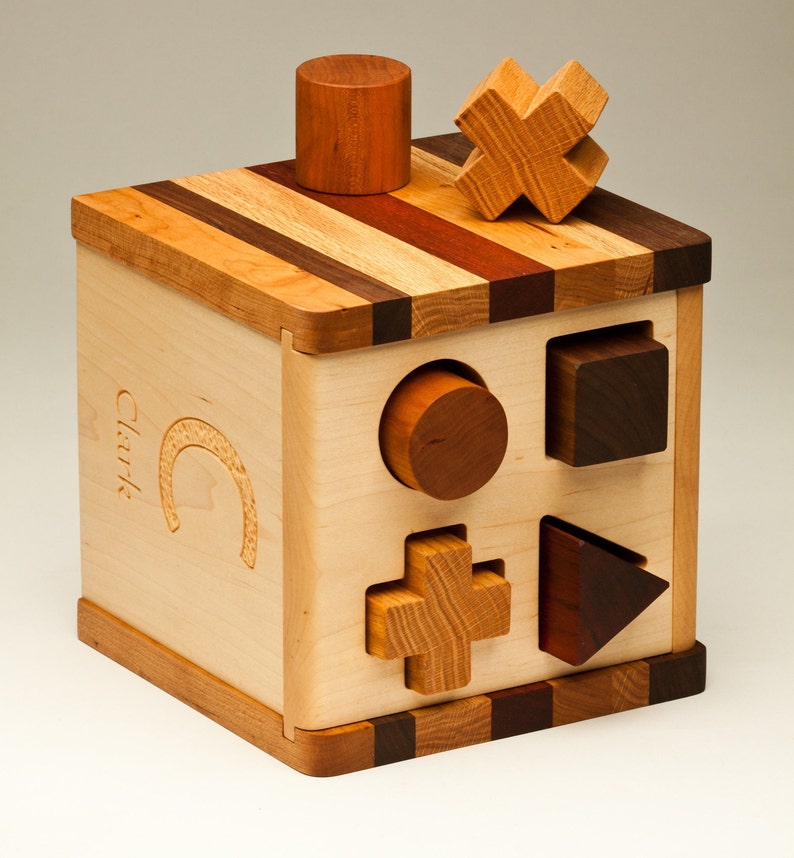 Wooden Shape Sorter image 4