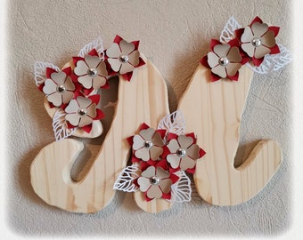 Lettre en bois fleurie en  papier ,décoration à accrocher .Initial/idée déco