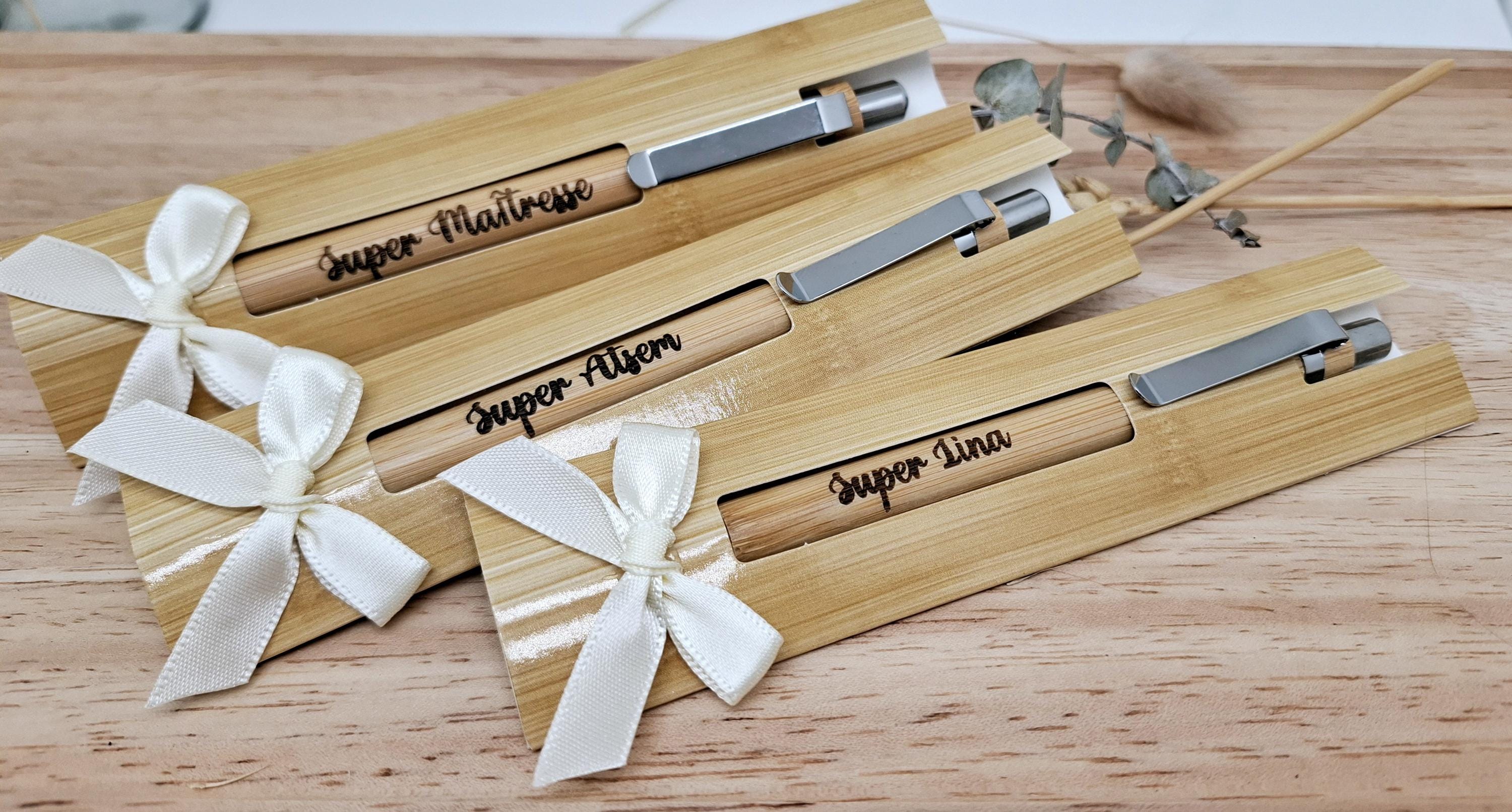 Lot De 30 Stylos En Bois Avec Carte Cœur – Cadeaux D’invités Pour Mariage, Anniversaire, Baptême, Remerciement